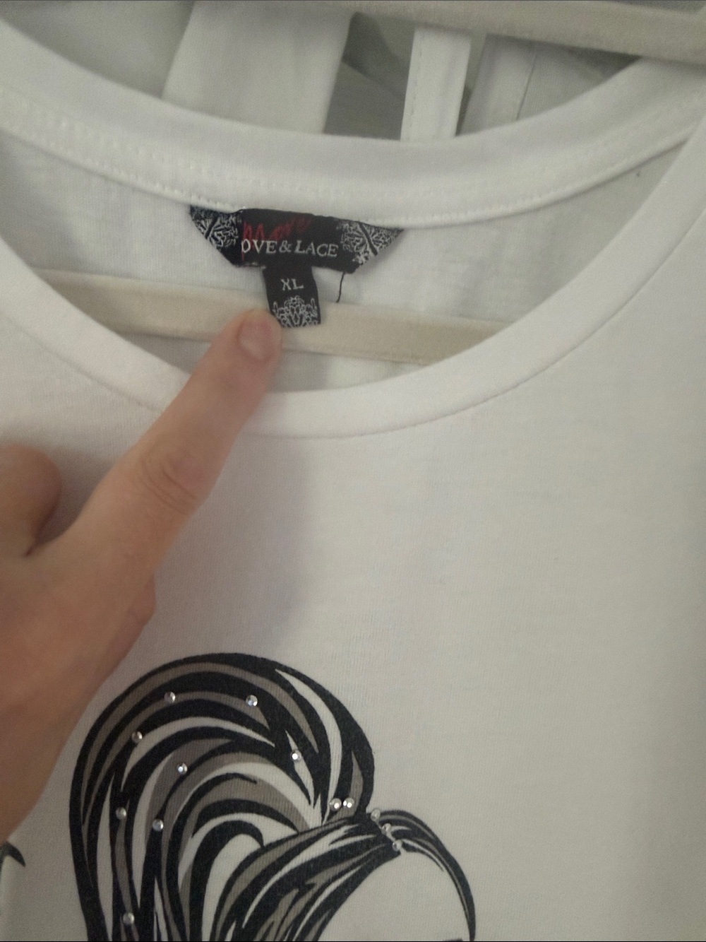 Top, t-shirt - Picture 5 of 15